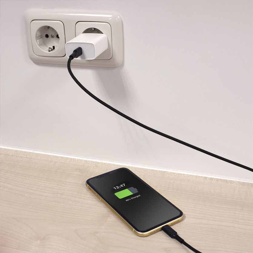 AC3095 1M, USB TYPE-C TO APPLE LIGHTNING CHARGE-AND SYNC CABLE, ACT